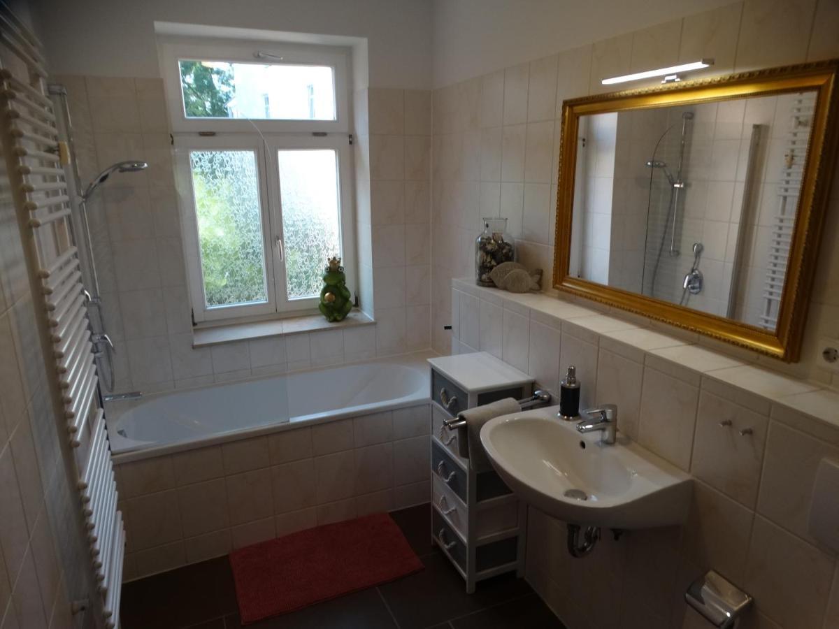 Deutsches Haus Apartments Lohme Extérieur photo