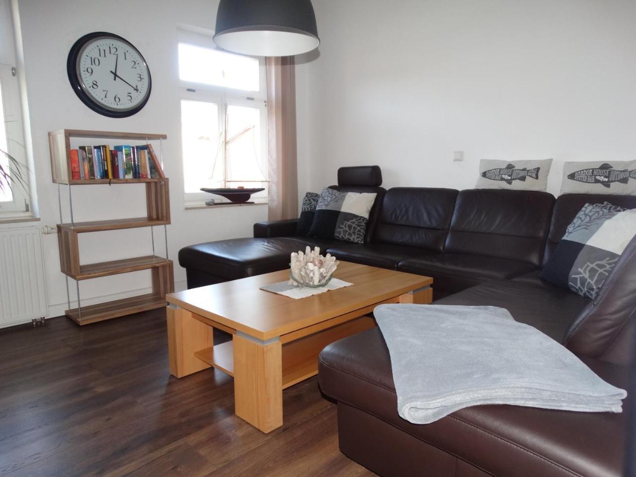 Deutsches Haus Apartments Lohme Extérieur photo
